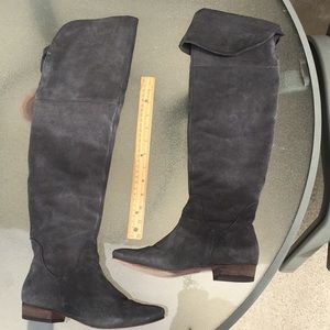 Joie women’s boots.